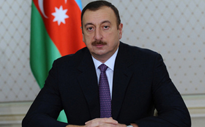 İlham Əliyev naharda iştirak edib